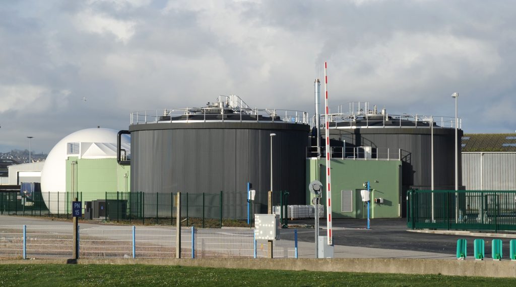 Digestion of sludge from the Cherbourg (Manche) wastewater treatment plant